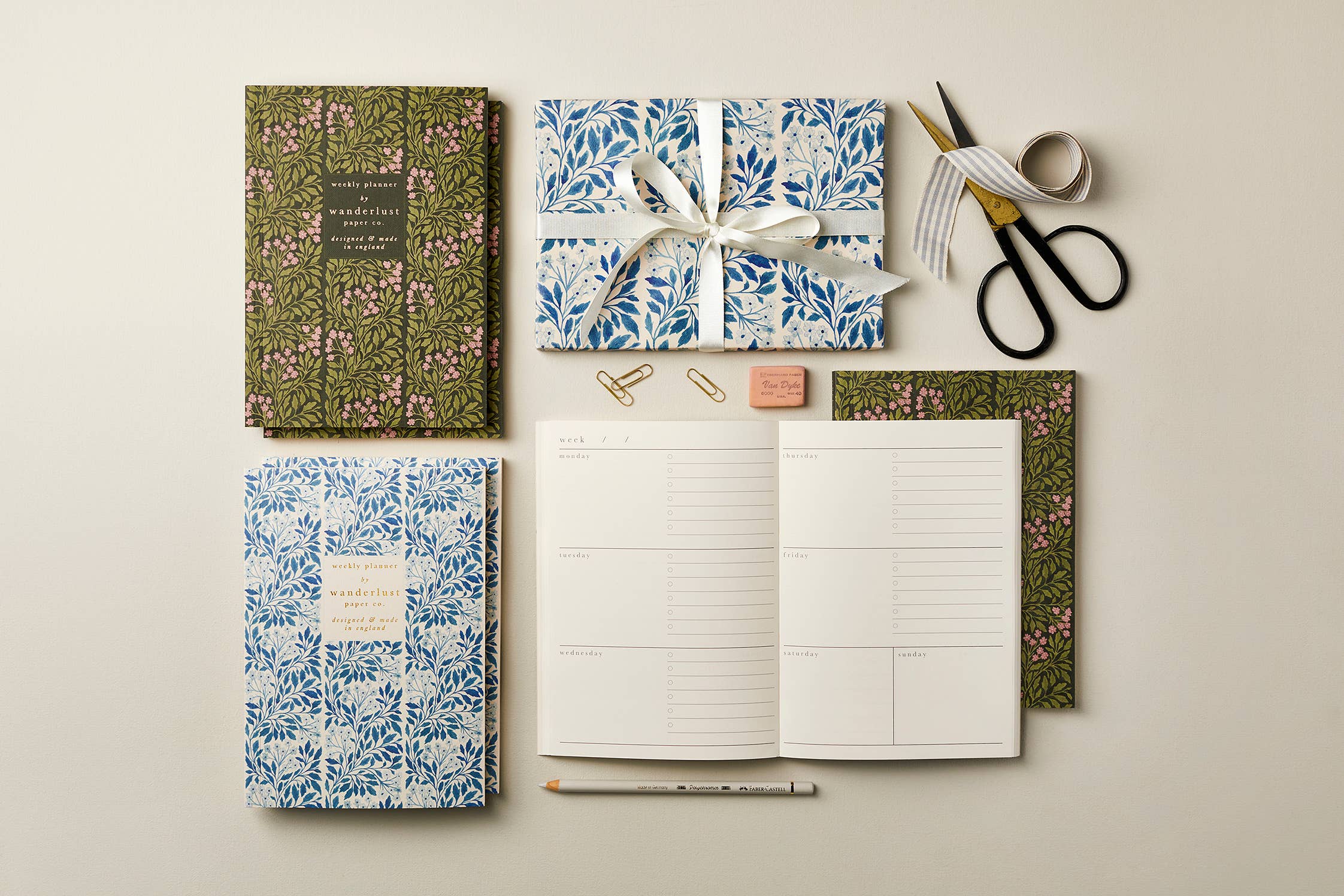 Blue Flora Weekly Planner, photo 6 of 6