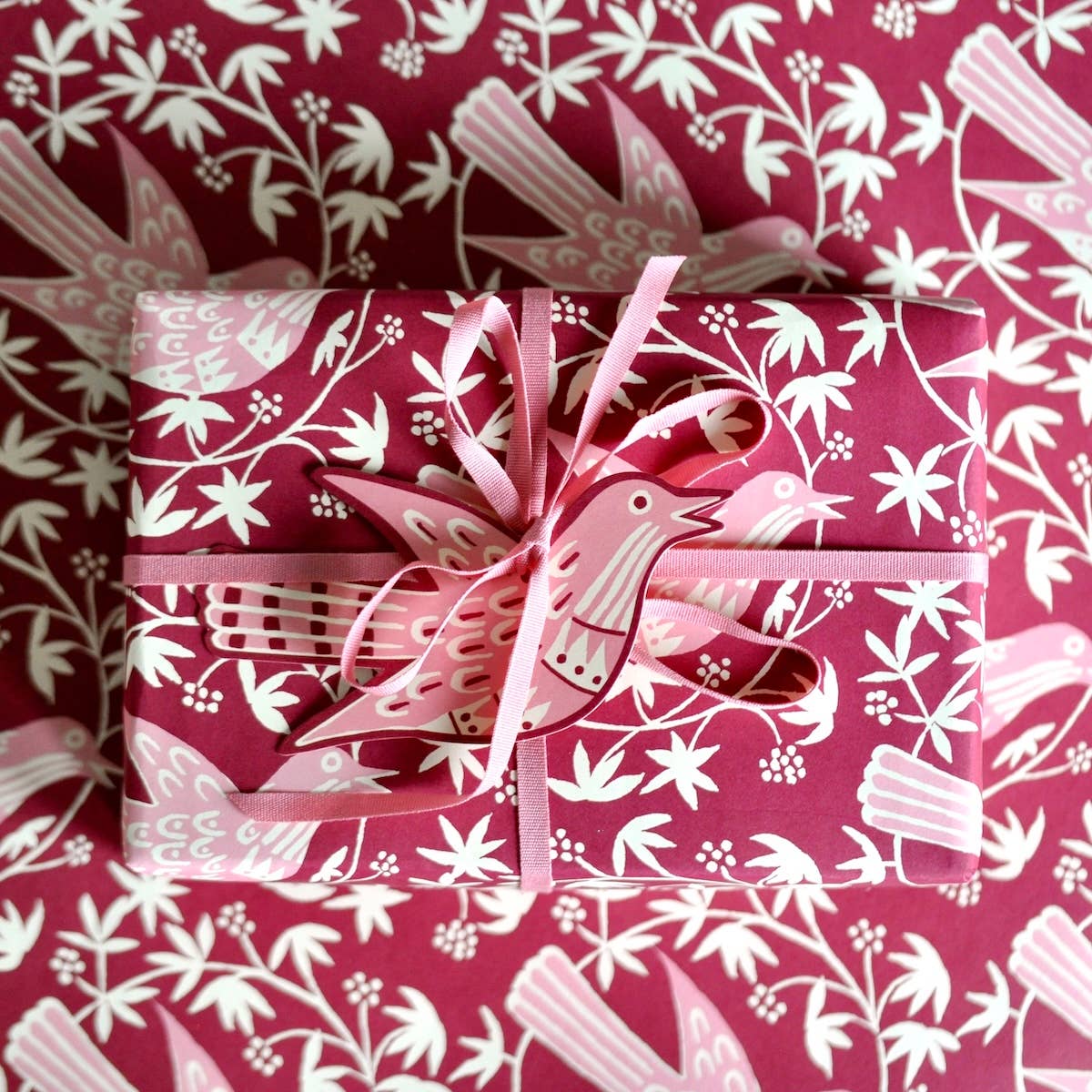5 Fancy Songbird Gift Tags in Bramble, photo 3 of 4