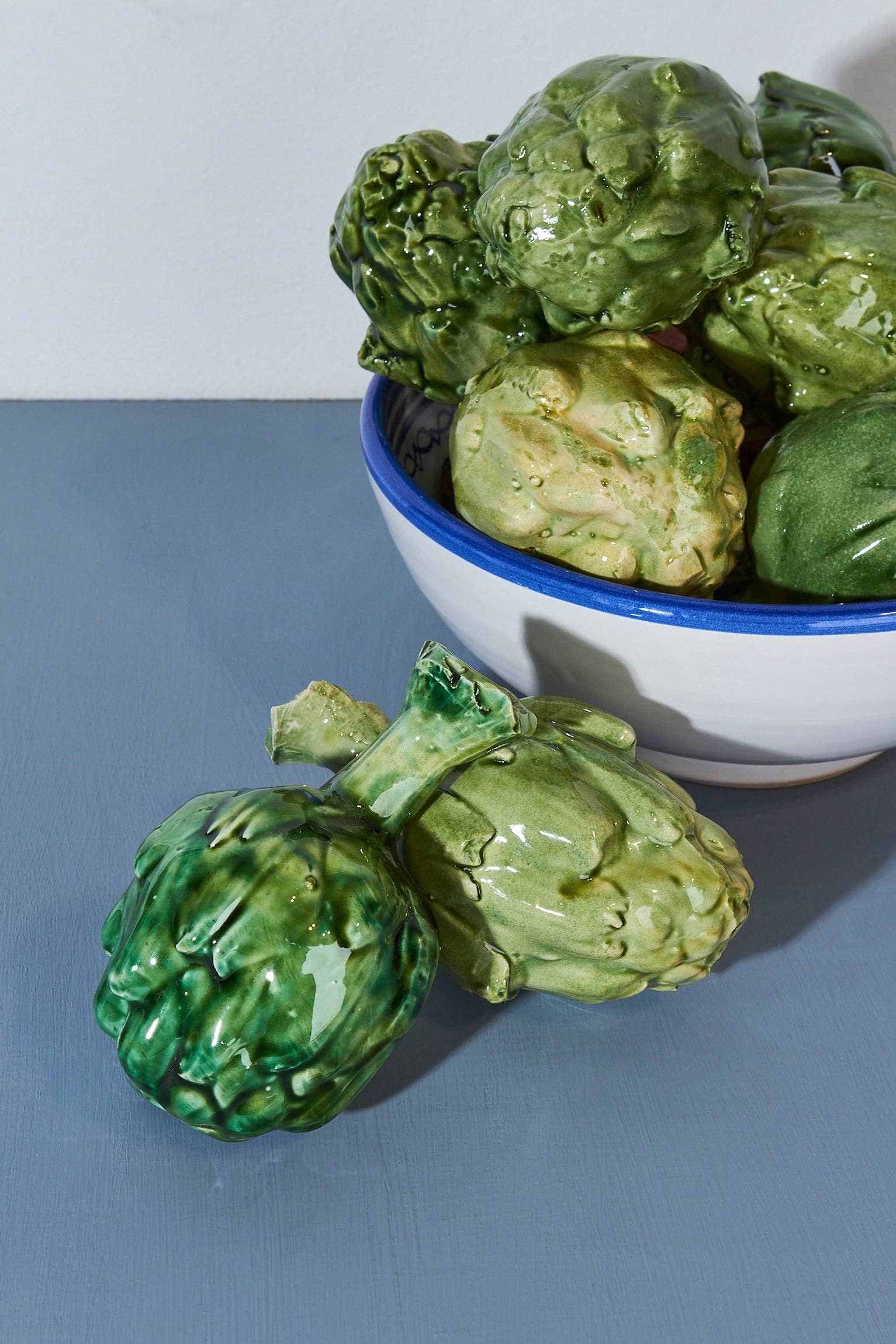 Glazed ceramic replica artichoke, photo 1 of 7