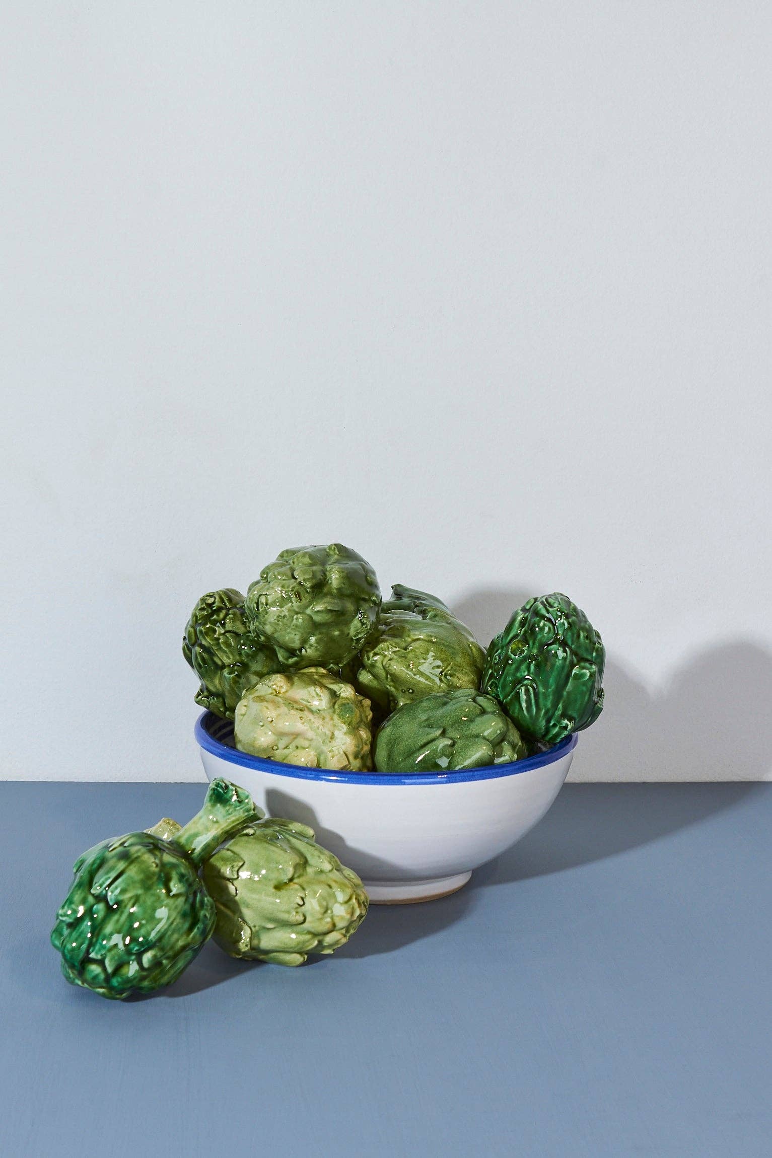 Glazed ceramic replica artichoke, photo 2 of 7